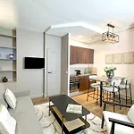 Louvre - Premium Apartment Near The Marais For 4