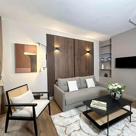 Louvre - Premium Near The Marais For 4 Paris